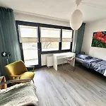 Messe Home